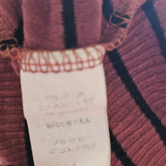 Ribbed Striped Crop Top Size Small - Picture 4 of 5